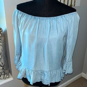 Sanctuary brand light blue chambray top with 3/4 sleeves convertible neckline